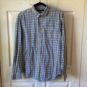 Long Sleeve Button Down Shirt/Size M
